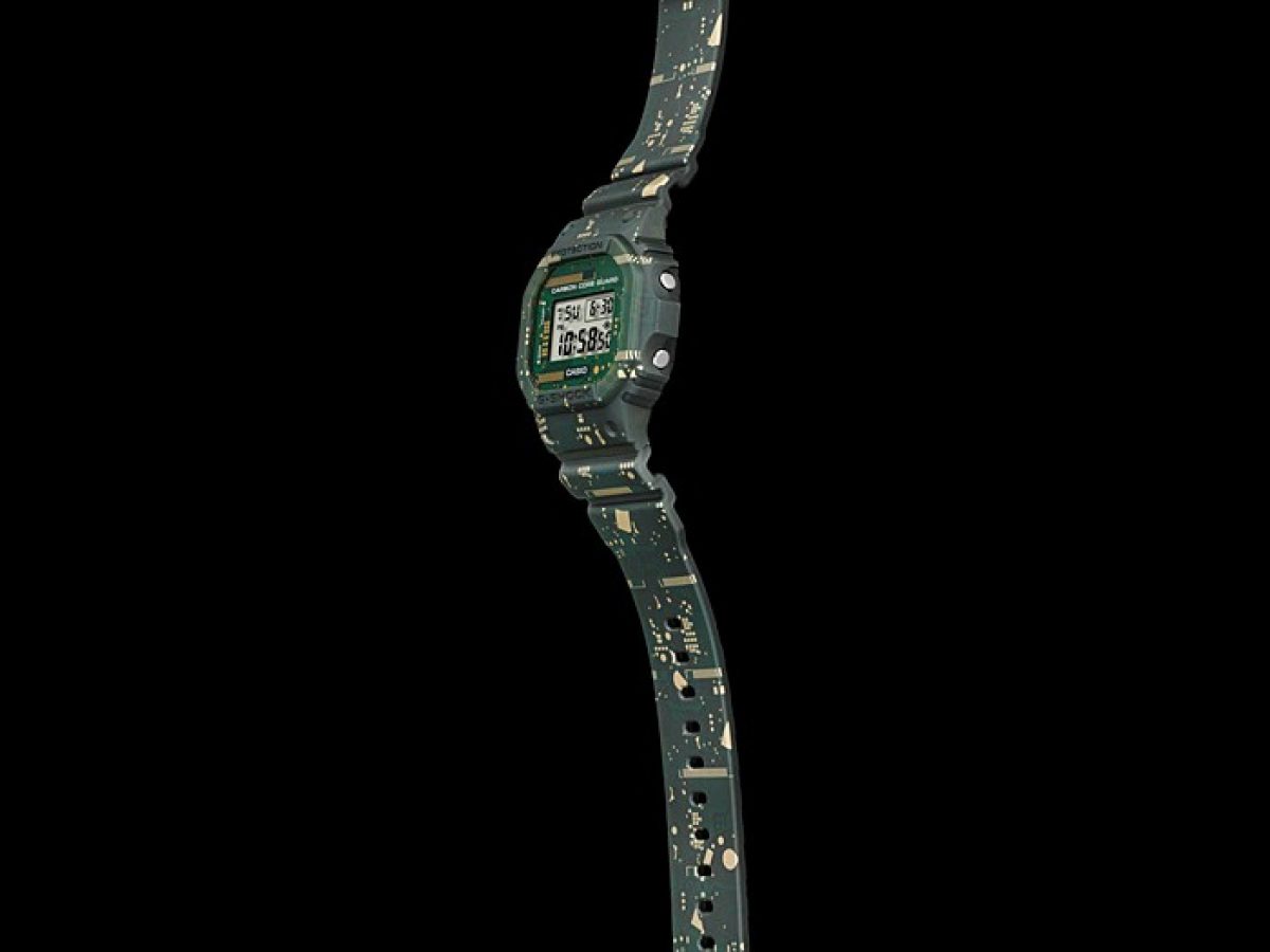 G-SHOCK DWE-5600CC-3 手表 绿色 #14