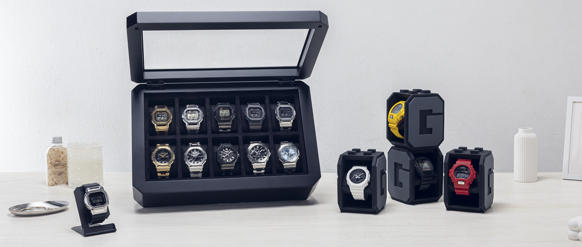 豪华展示盒和堆叠表架中的 G-SHOCK