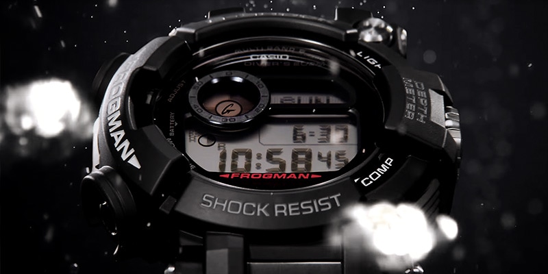 ISO 标准 200 米潜水防水 (FROGMAN)
