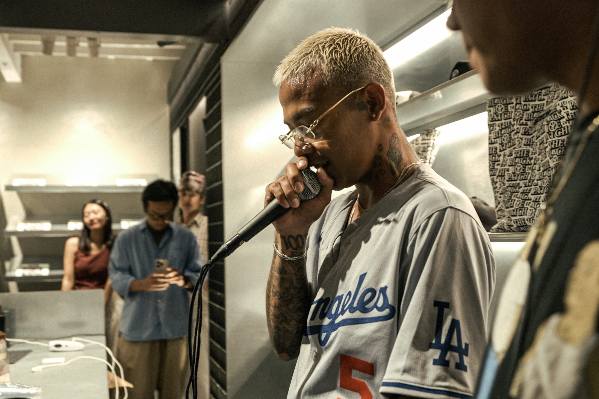 Mony Horse 现场表演照片