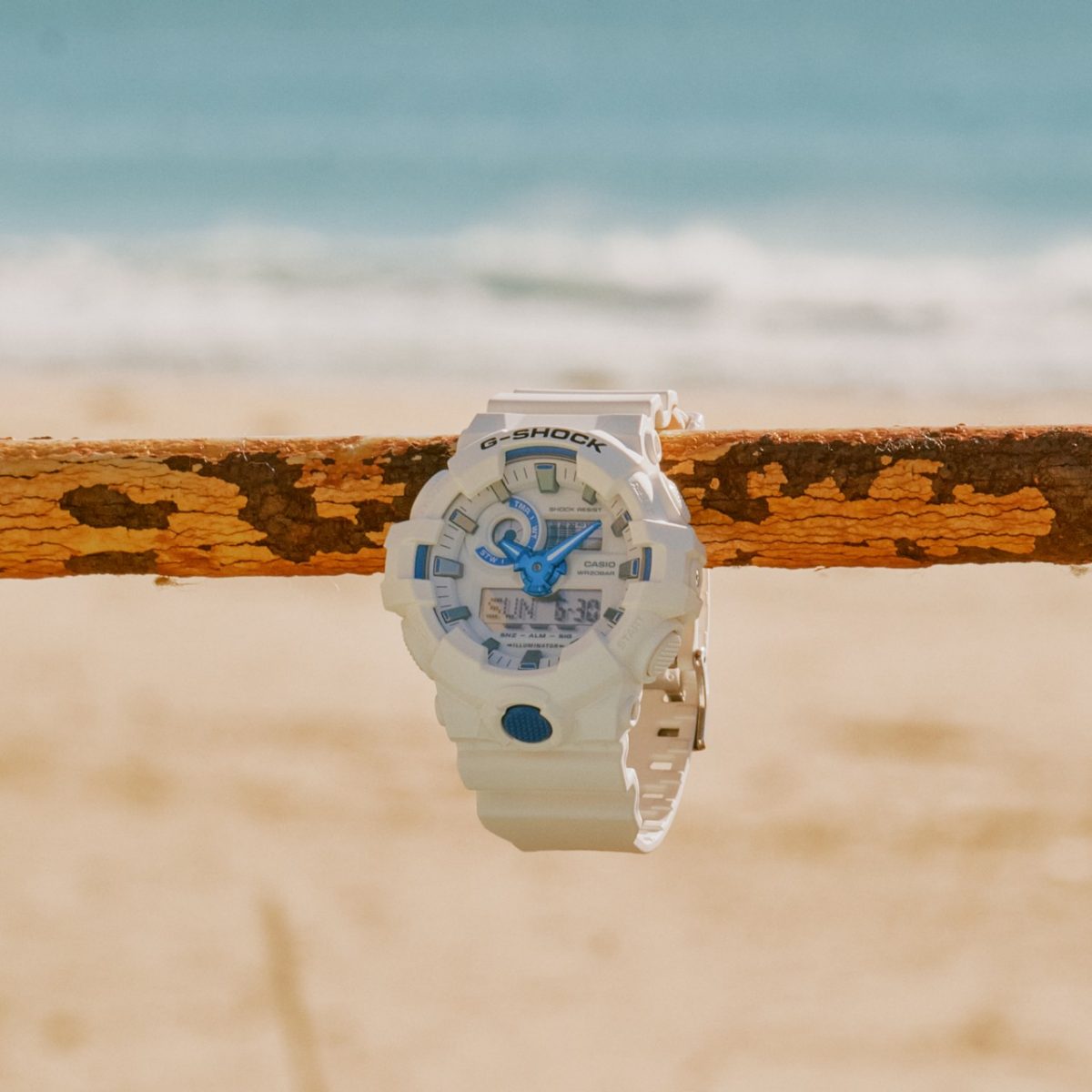 G-SHOCK GA-700HDS-7A 手表 白色 #5