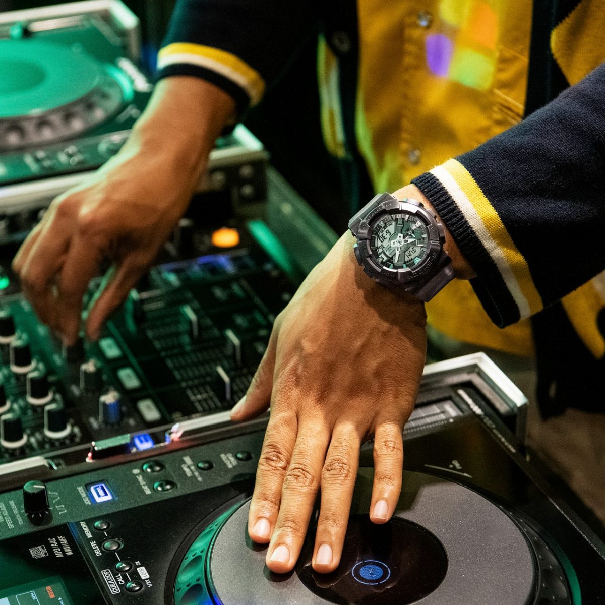 G-SHOCK GM-110MF-1A 手表 黑色 #2
