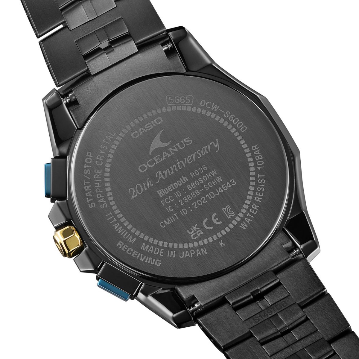 OCW-S6000BV-1A 底壳上刻有 OCEANUS 20 周年徽标