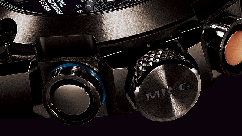 重厚感あふれる造形と、上質感を実現。